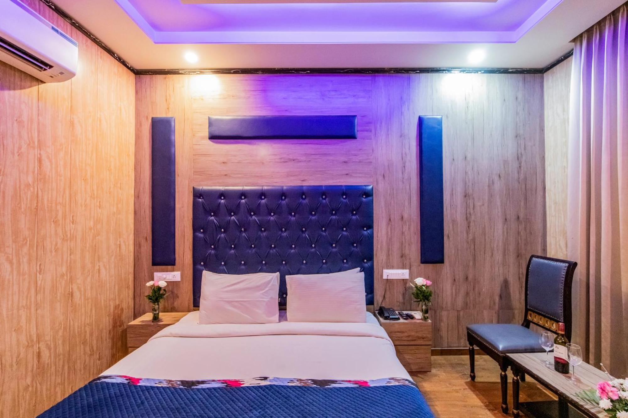 ג'איפור Foxoso Fiori Hotel מראה חיצוני תמונה