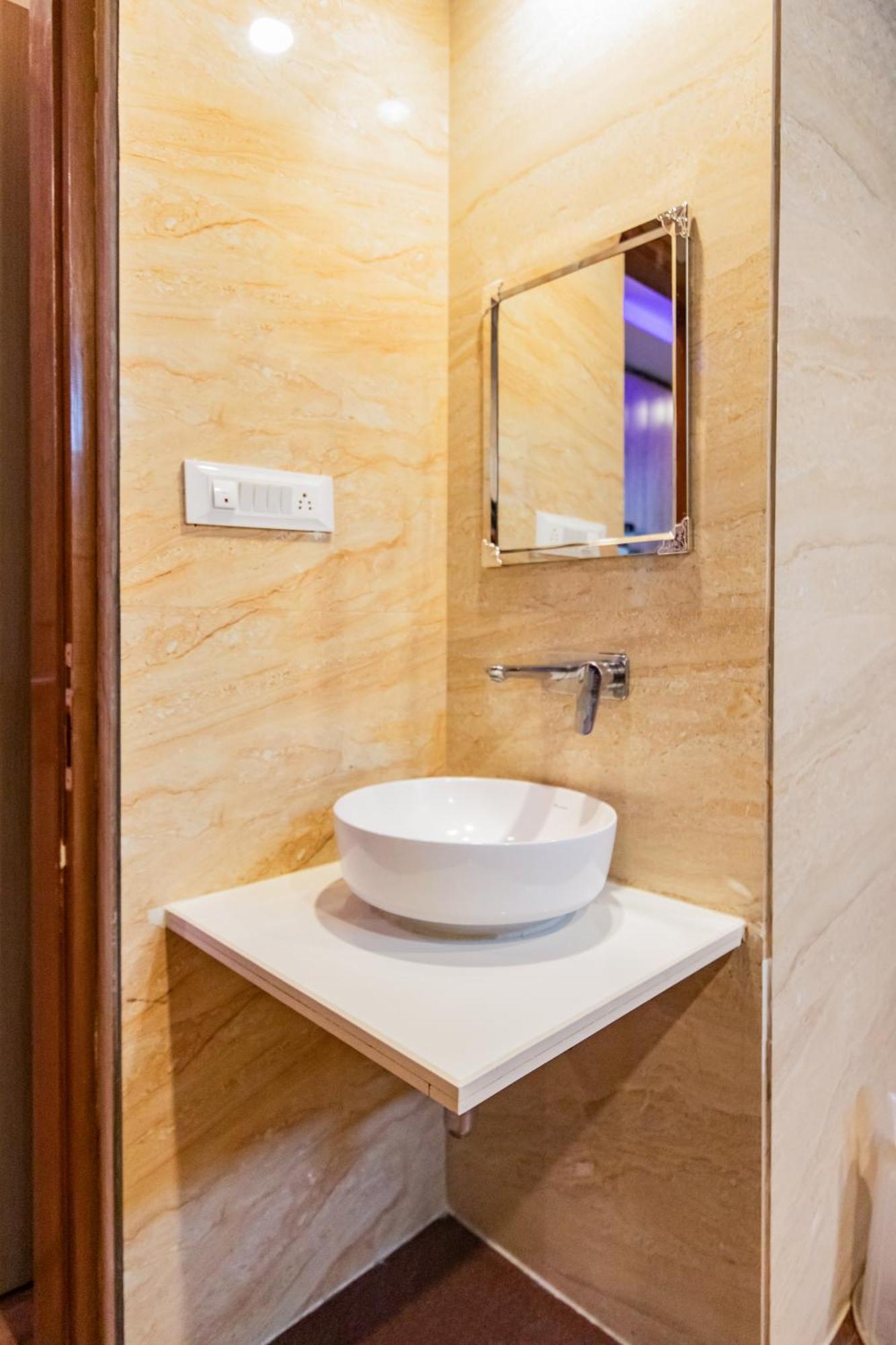 ג'איפור Foxoso Fiori Hotel מראה חיצוני תמונה