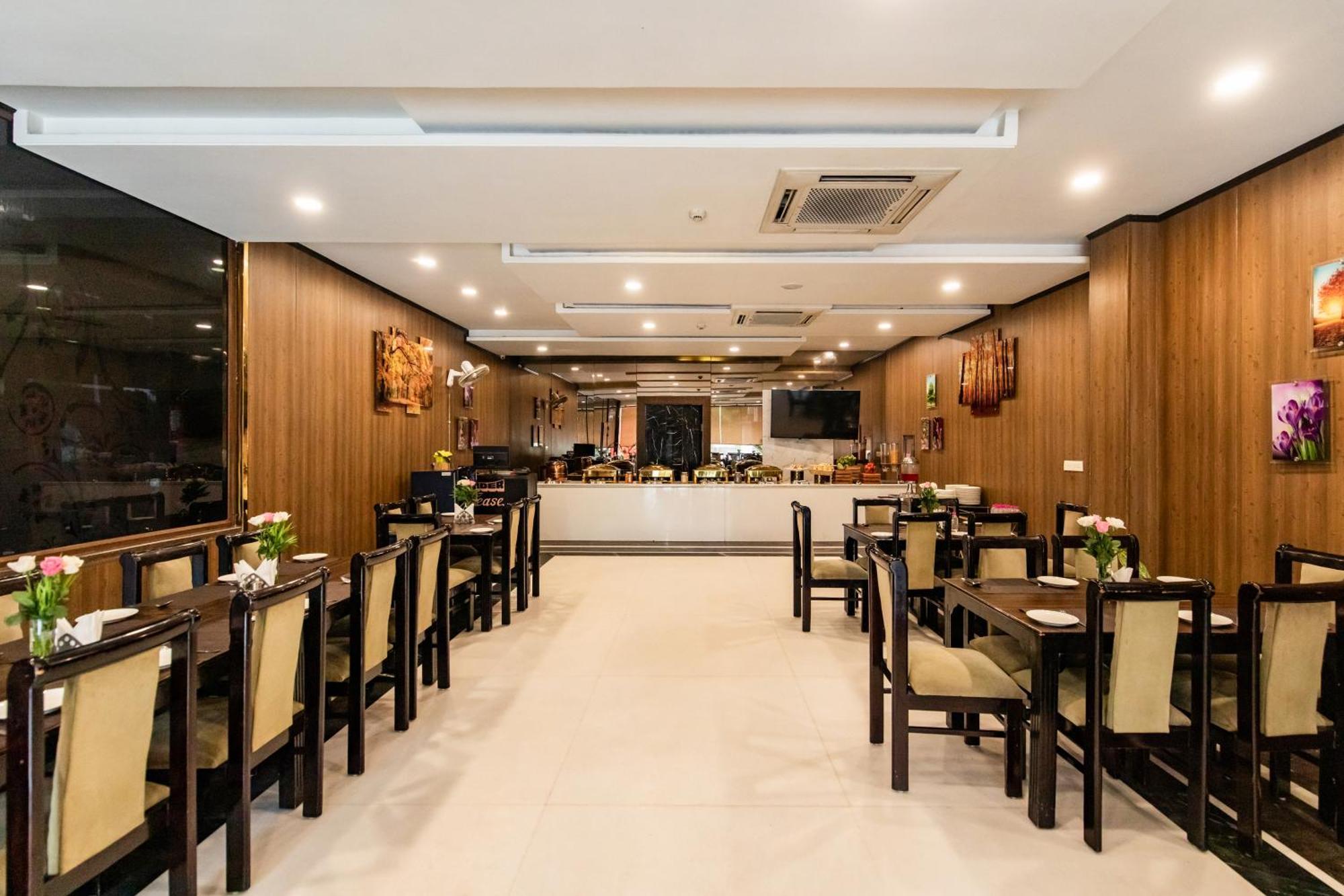 ג'איפור Foxoso Fiori Hotel מראה חיצוני תמונה